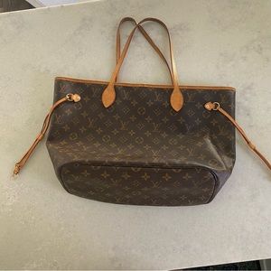 Louis Vuitton Neverfull MM Monogram